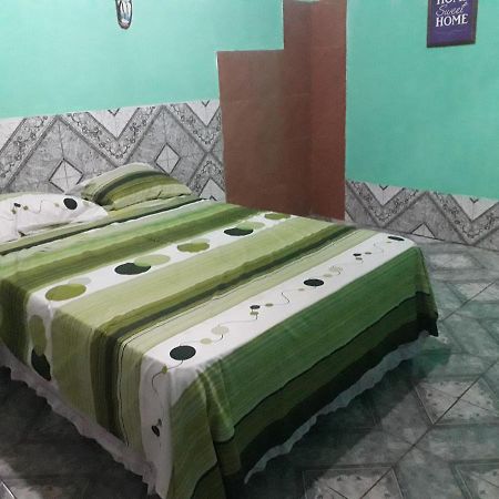 Alojamiento Picaflor Iguazu Hostel Puerto Iguazu Ngoại thất bức ảnh