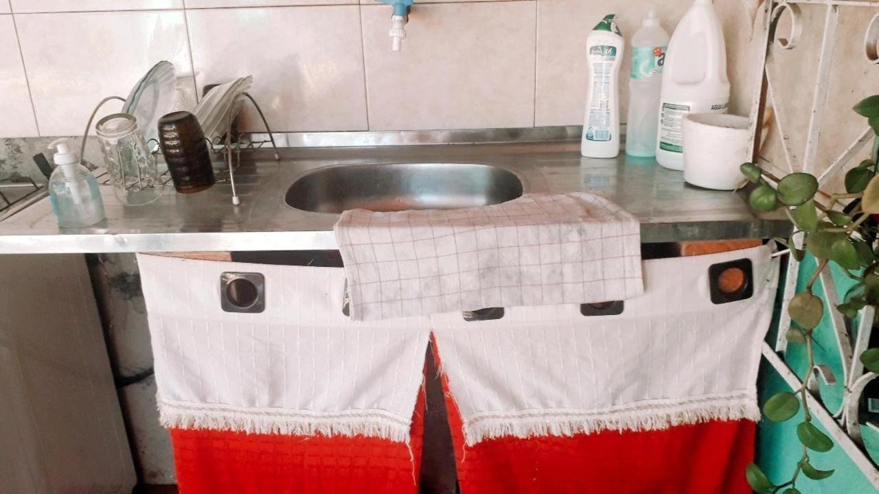 Alojamiento Picaflor Iguazu Hostel Puerto Iguazu Ngoại thất bức ảnh