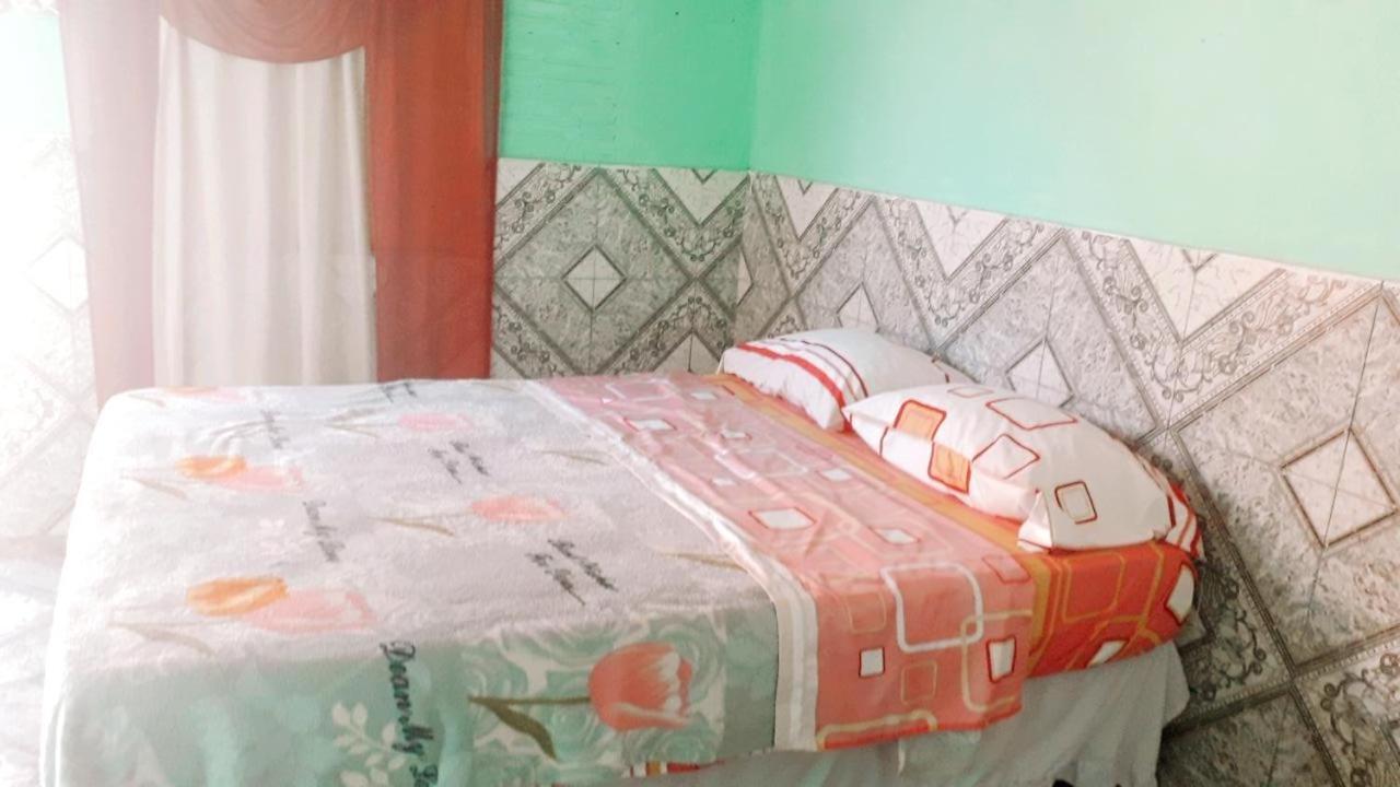 Alojamiento Picaflor Iguazu Hostel Puerto Iguazu Ngoại thất bức ảnh