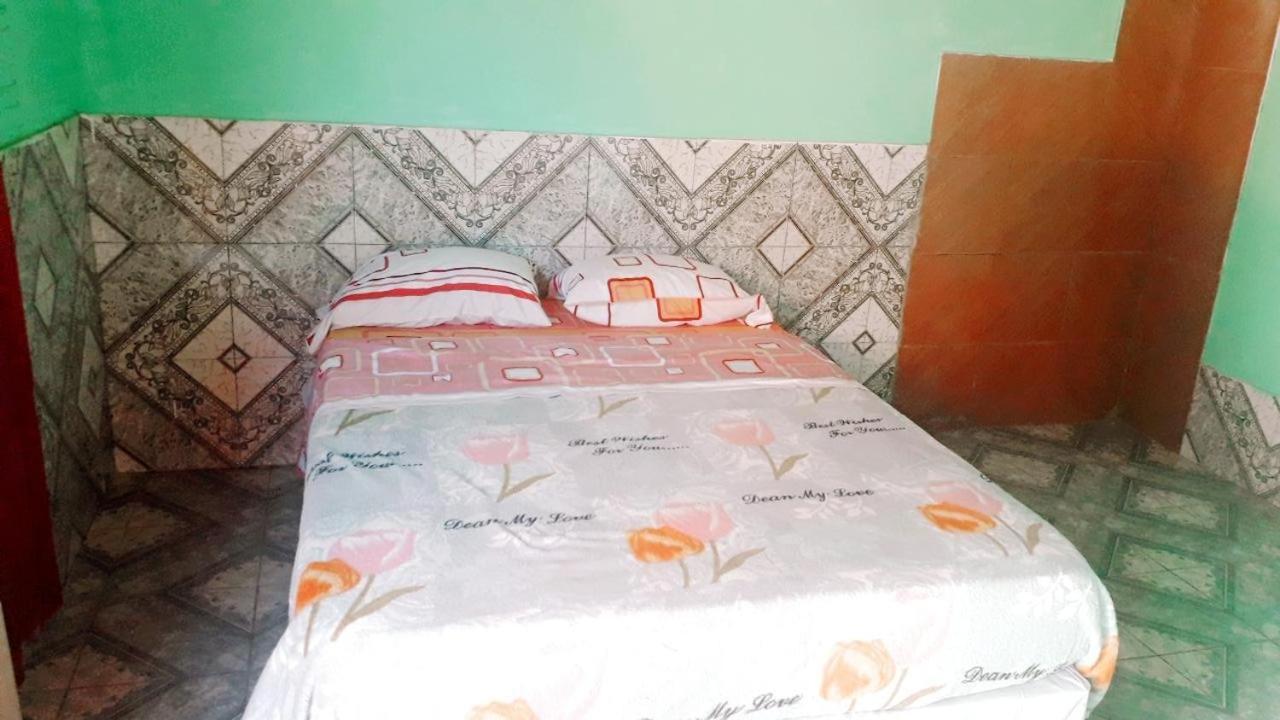 Alojamiento Picaflor Iguazu Hostel Puerto Iguazu Ngoại thất bức ảnh