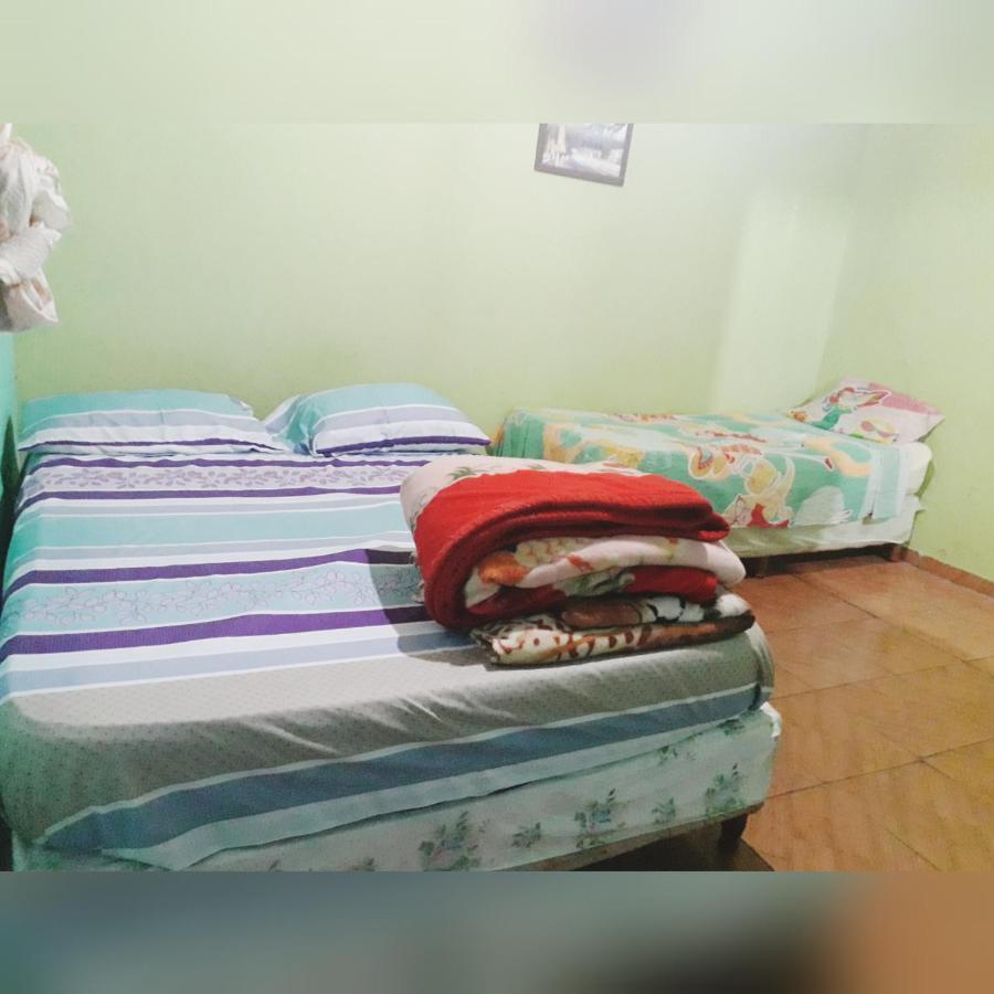 Alojamiento Picaflor Iguazu Hostel Puerto Iguazu Ngoại thất bức ảnh