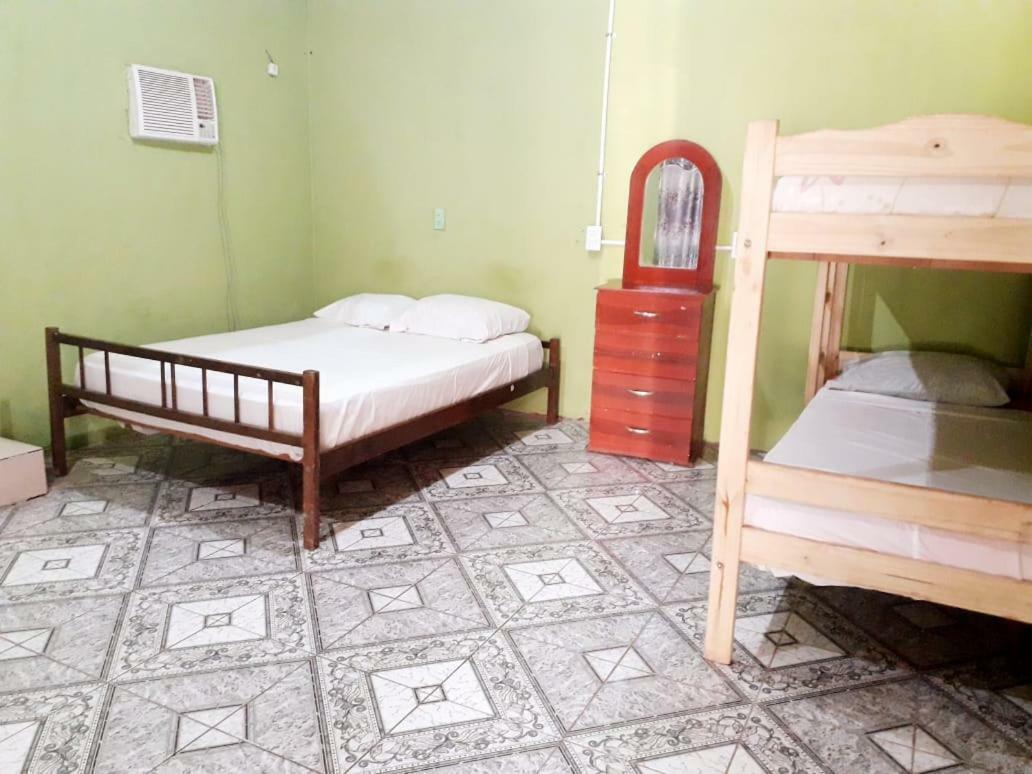 Alojamiento Picaflor Iguazu Hostel Puerto Iguazu Ngoại thất bức ảnh