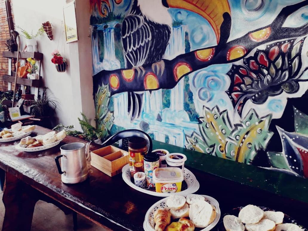 Alojamiento Picaflor Iguazu Hostel Puerto Iguazu Ngoại thất bức ảnh